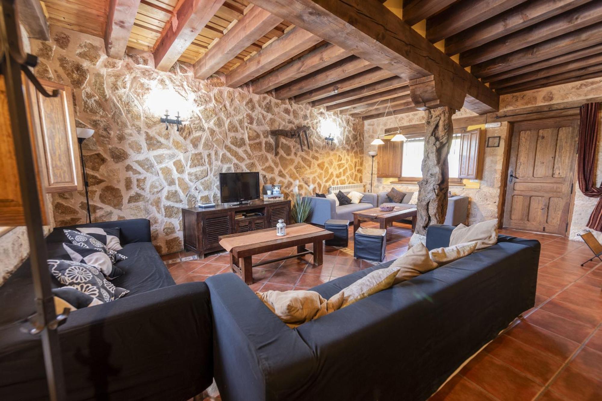La Hacendera Entre Hoces - 20-28Pax-10 Hab Con Banos En Suite Maderuelo Bagian luar foto